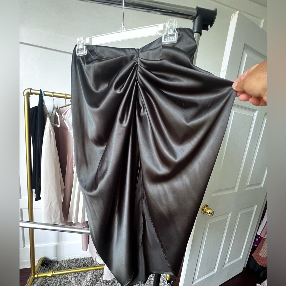 SHEIN Black Ruched Midi Pencil Skirt